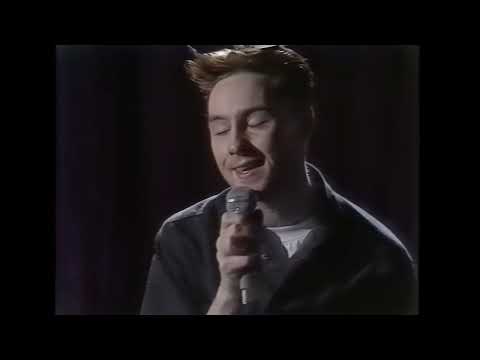 Roddy Frame - How Men Are (Live on Night Network) in 1080p