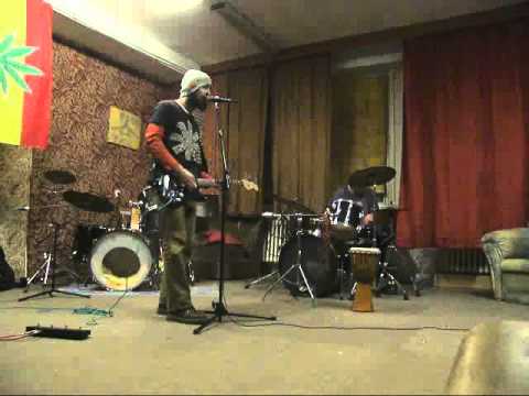 The Povedz - Řidání videa prečo nehráš v meste (nahraté na olympus SP-560UZ,