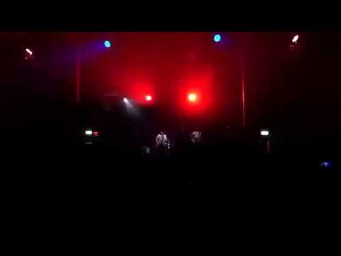 Live Mash-Up by The Boston Shakers ( KASABIAN - Club Foot )