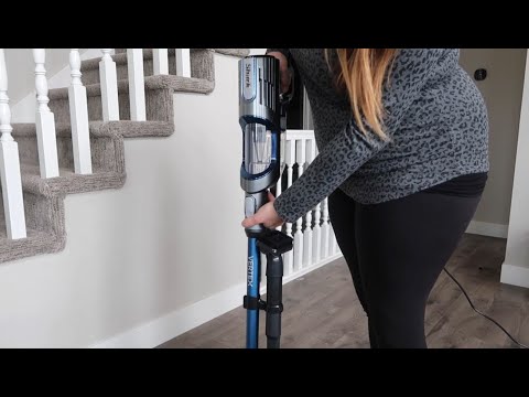 How to assemble your Shark® Vertex™ Ultralight with DuoClean® Engage and Self-Cleaning Brushroll