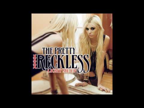 download lagu mp3 mp4 Taylor Momsen Demo, download lagu Taylor Momsen Demo gratis, unduh video klip Taylor Momsen Demo
