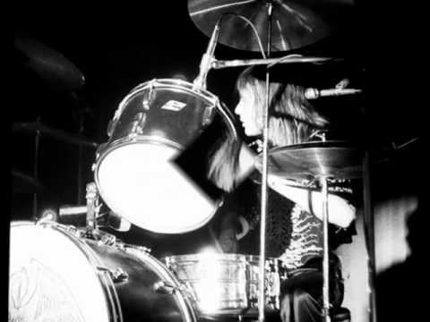 Queen - I'm In Love With My Car - Lyrics