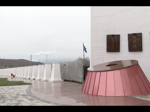 Të mbijetuarit rrëfejnë tmerrin e masakrave, trupat u djegën dy herë