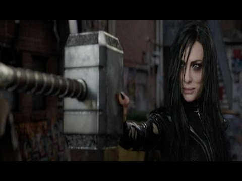 Hela Destroys Mjolnir