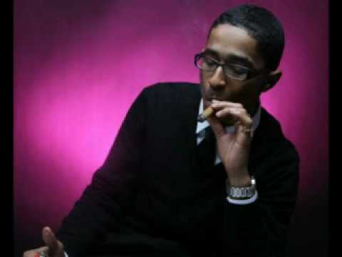 King Leon Freestyle-First Class Ft Alez