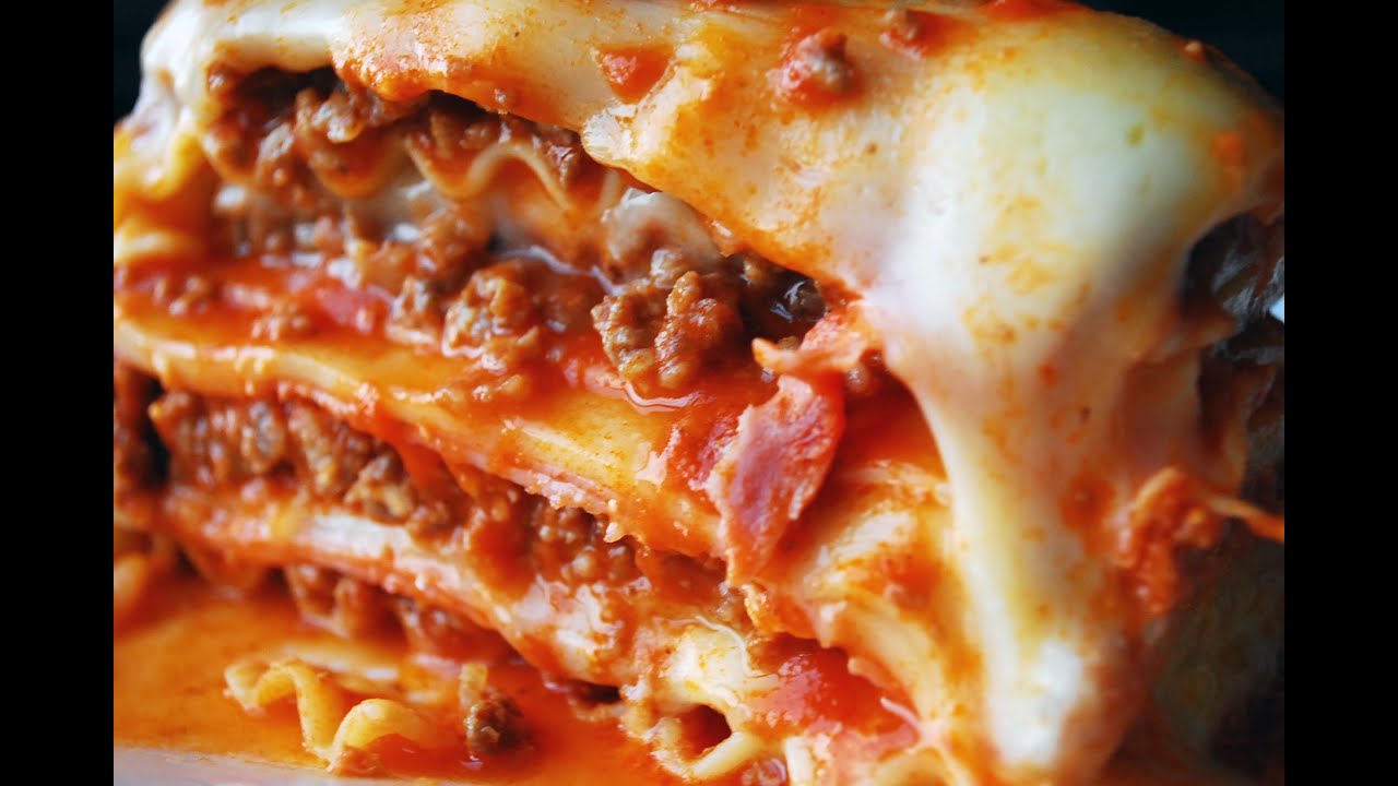 Watch Now Lasanha a bolonhesa com requeijão Lasanha a bolonhesa com requeijão