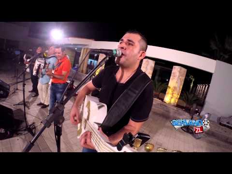 Los Nuevos Rebeldes - El Calendario (En Vivo 2015)