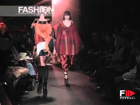 Fashion Show "Tsumori Chisato" Autumn Winter 2007 2008 Pret a Porter Paris 2 of 3 by Fashion Channel