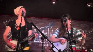 Whalebone Polly - The Turnip - Live The Kings Head London 2011