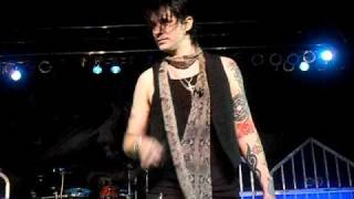 Hinder-Bad Mutha F**ka live in Modesto CA