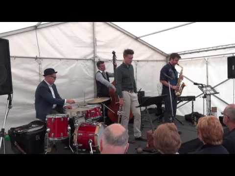 Our Love is here to Stay (Upton Upon Severn Sat-28-2014)