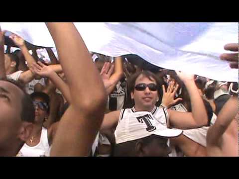 Atlético 3x2 Ipatinga - Bandeirão descendo