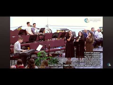 Surorile pumnut - move the mountains