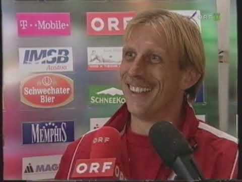 Austria Vienna: League leaders fire coach