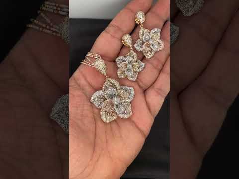 Natural Diamond Earrings Pendant Set