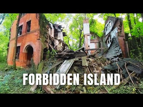 Exploring NYC's Creepy Forbidden Island | North Brother Island (OFF-LIMITS)