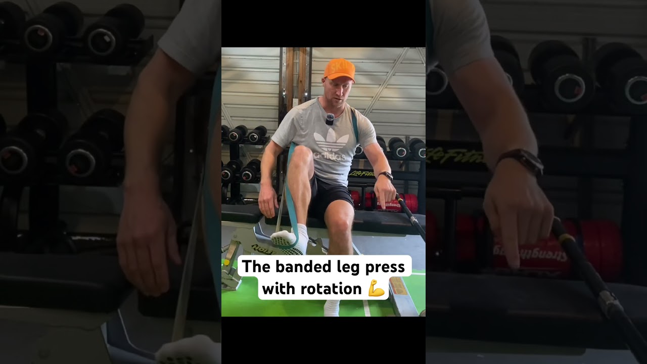 Banded leg press with kayak rotation. #technique #strength