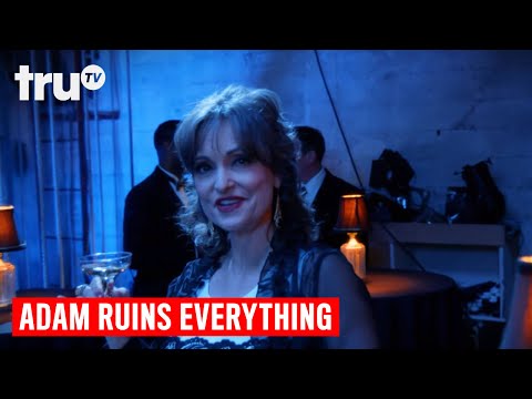 亞當破壞了一切--人才不會贏得奧斯卡。錢可以。 (Adam Ruins Everything - Talent Doesn’t Win Oscars. Money Does.)