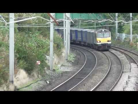 92002 4S43 Daventry-Mossend Tesco Train at Hest Bank 12th October 2013