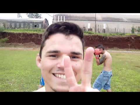 Aprendendo apanhar um pouco