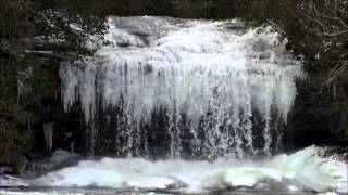 preview picture of video 'Schoolhouse Falls in Ice and Snow, Panthertown Valley, Lake Toxaway, NC'