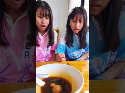 ซวยแล้ว..แย่งกันจนข้าวหก แม่ด่าแน่ !! #เกลลี่แฟมิลี่