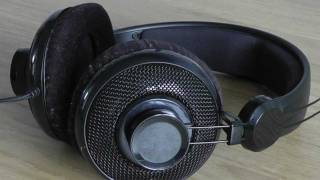 Video thumbnail for Razer Carcharias Headset Review & Unboxing by gmodertom