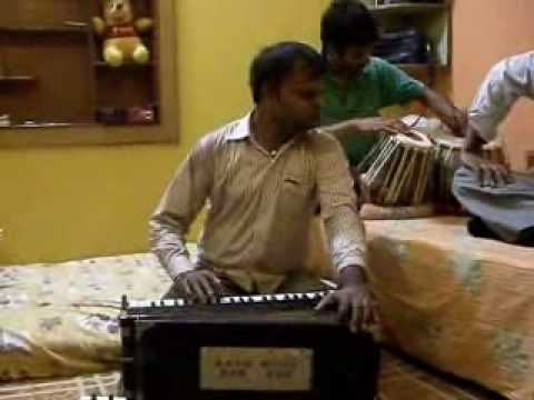 harmonium solo by shibu [ a tabla player indeed ]