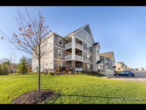 JUST LISTED: Kentwood Penthouse 1 Bedroom Condo!