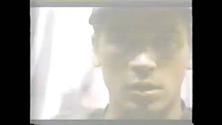 The Puppet Masters - 1994 MOVIE TRAILER - TV TRAILER