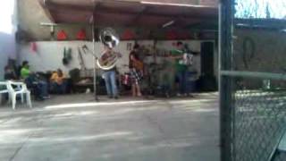 Calibre 50 - El Botas Blancas(en vivo).3GP