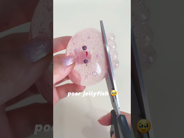 Vídeo relacionado con Set De 2 Purpurina Jellyfish Squishy, Juguete Antiestres Medusa con Tentáculos Flexibles, Squishy Antiestrés De TPR Duradero, Juguetes Sensoriales para Autismo Adultos y Niños Rosa & Morado (B)