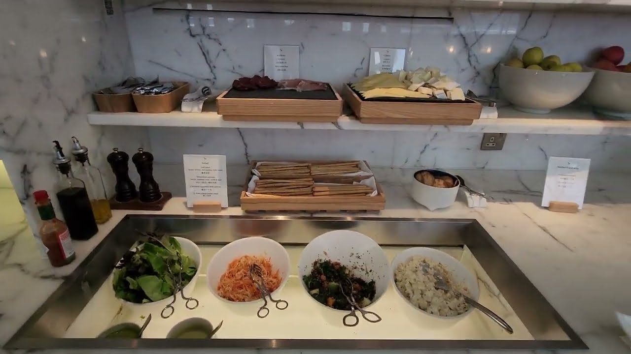 Cathay Pacific The Wing Business Class Lounge thumbnail