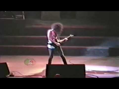 Metallica - Creeping Death - Toronto, Canada - 1986