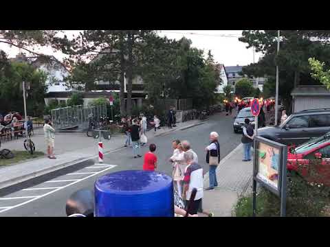 Feuerwehr Bubenreuth Fackelzug der Vereine Johannifeuer 2019