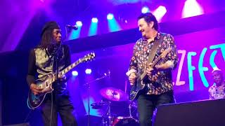 Mike Zito &amp; Bernard Allison - Mama Don't Like No Wah Wah (04.05.2018, Jazzfest Rottweil)