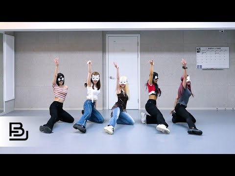 X:IN (엑신) ‘RRRUN’ DANCE PRACTICE (Eye Mask ver.)