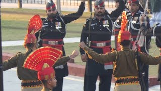 INDIAN BSF Vs PAKISTAN Rangers Parade Ceremony at 