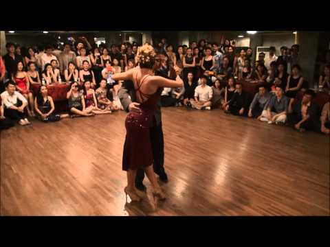 2013 Tango Ensueño Carlitos Espinoza & Noelia Hurtado grand party 1