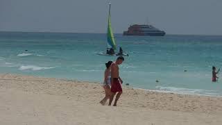 preview picture of video 'RiU Playacar/Lupita private beach in Playa del Carmen, Mexico. Panasonic Lumix FZ72.'