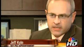 Classmates mourn student who died