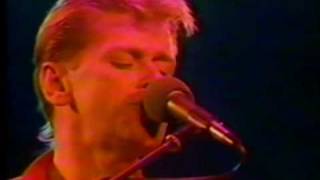 Chicago- Peter Cetera- If You Leave Me Now -Live In Japan 1984