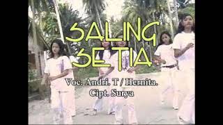 Saling Setia...