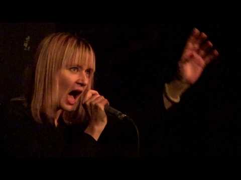 Gliss - Broke me - Live @ Goldener Salon, Hamburg - 10/2019