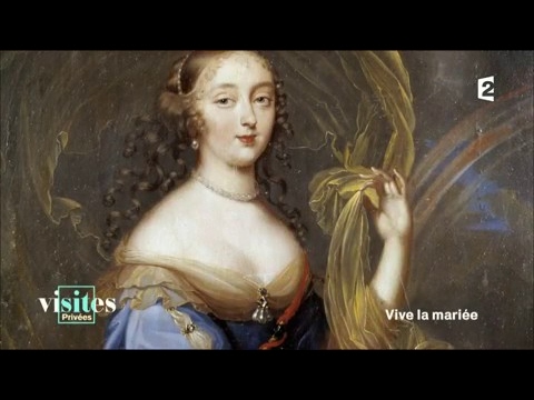 download lagu mp3 mp4 Madame De Maintenon Champagne, download lagu Madame De Maintenon Champagne gratis, unduh video klip Madame De Maintenon Champagne