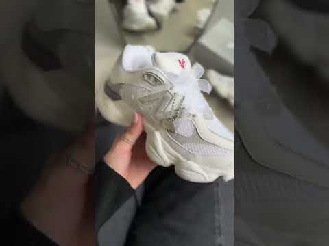 New Balance 9060