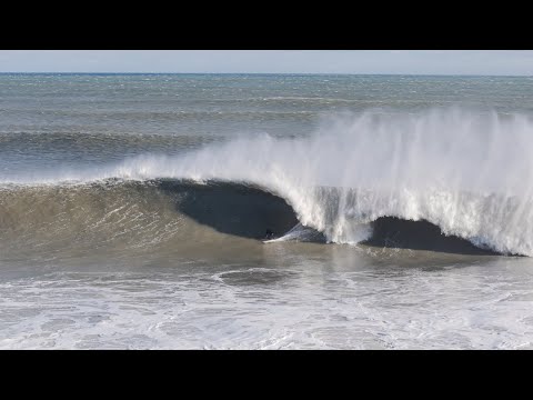 20ft WAVES in NEW JERSEY WINTER SURF December 18, 2023