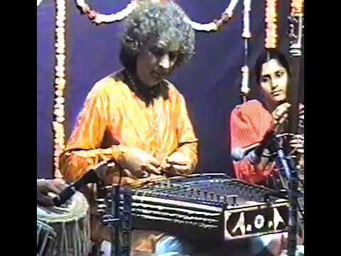 Pt. ShivKumar Sharma - Malkauns & Kirwani 1997 Live