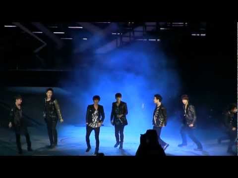 [FANCAM] 231112 SMTOWN SG - Super Junior M (Perfection)