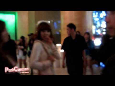 HD 100929 A-Pink going out for The One Concert from Hotel